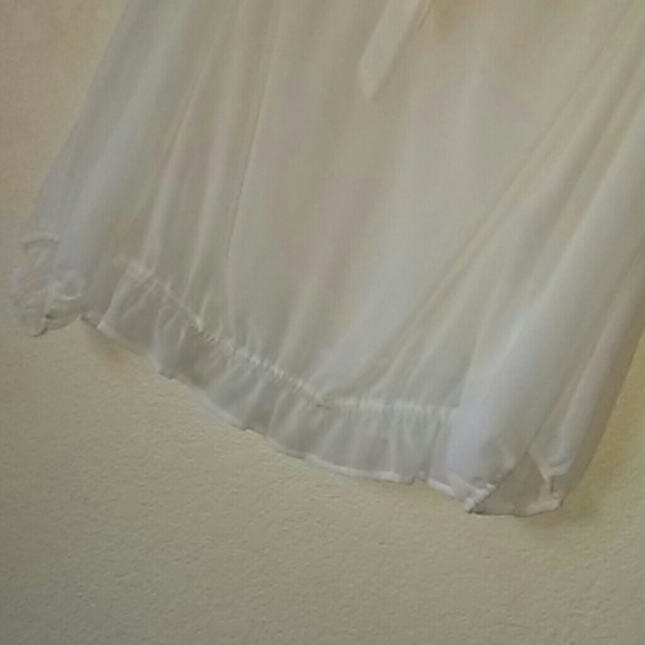 🌟 a.n.a. White Sheer Top - Picture 5 of 6